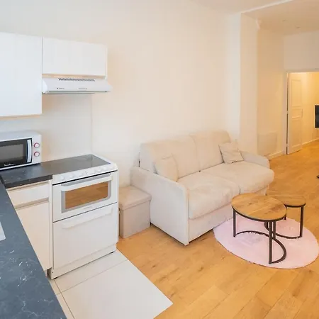 Lejlighed Eiffel Sakura ~ Proche Tour Eiffel, Orsay, Rer C Paris