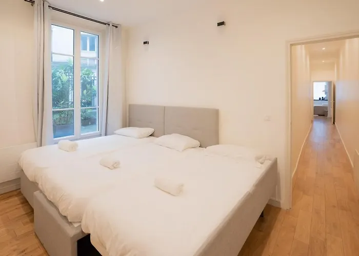 Lejlighed Eiffel Sakura ~ Proche Tour Eiffel, Orsay, Rer C