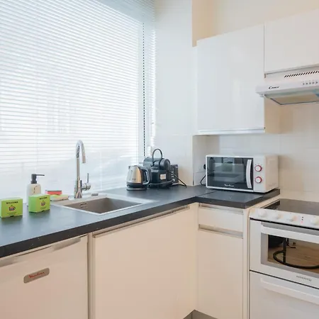 Apartman Eiffel Sakura ~ Proche Tour Eiffel, Orsay, Rer C *